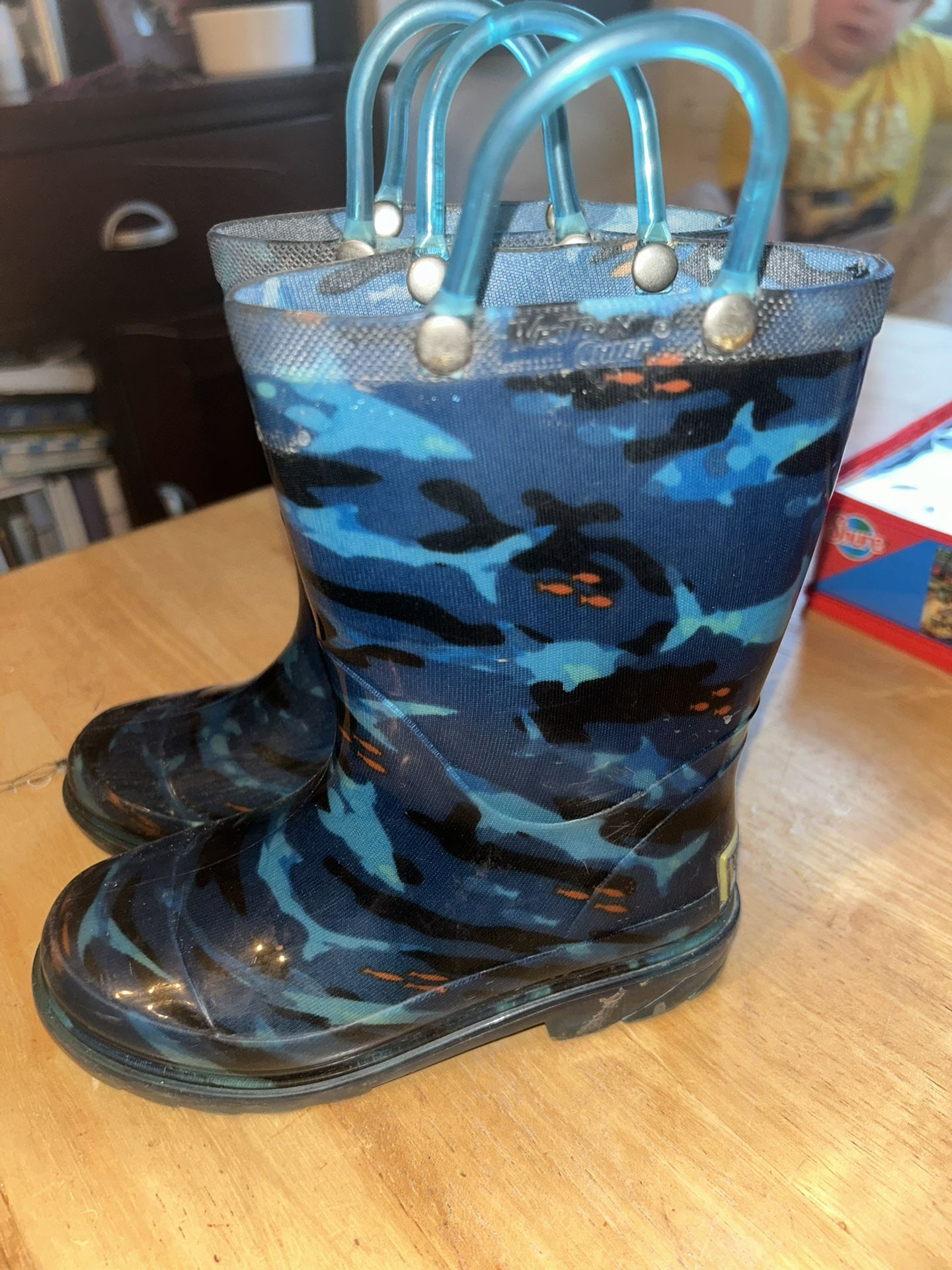 Western Chief Toddler Size 10 Rain Boots Sharks 