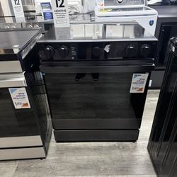 Samsung - Bespoke 30 in. 5-Burner Element Smart Slide-In Electric Range in Matte Black Steel with Air Sous Vide and Air Fry
