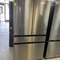 Samsung Bespoke 4 Door Refrigerator With Beverage Center
