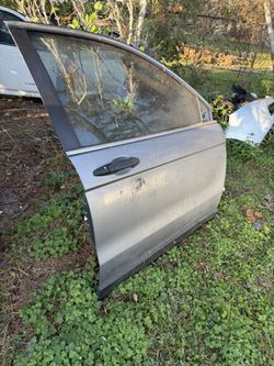 Honda Crv Door Right Front Fits 2007-2011 