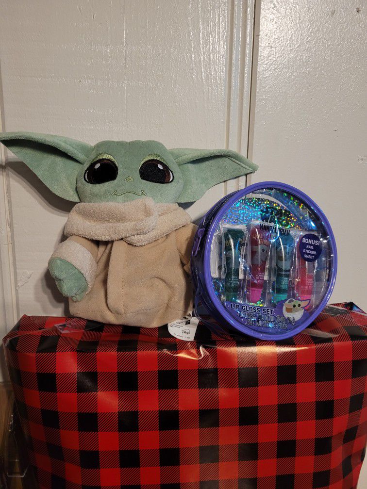 Baby Yoda Plush with Lip Gloss Set