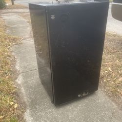 Mini Refrigerator 