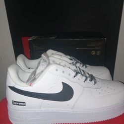 Nike SUPREME MEN SZ 6.5