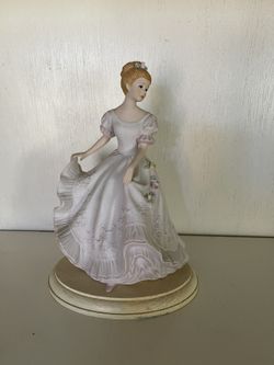 Home Interiors Porcelain Figurine