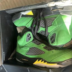 Air Jordan 5s Special Edition Oregon Ducks