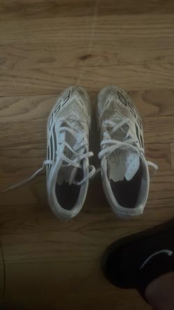Soccer cleats