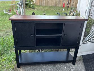 Kitchen island/buffet