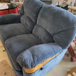 Reclinable Couch Good Condition Free