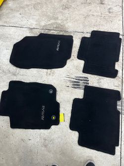 FACTORY CARPETS TOYOTA RAV4 2014