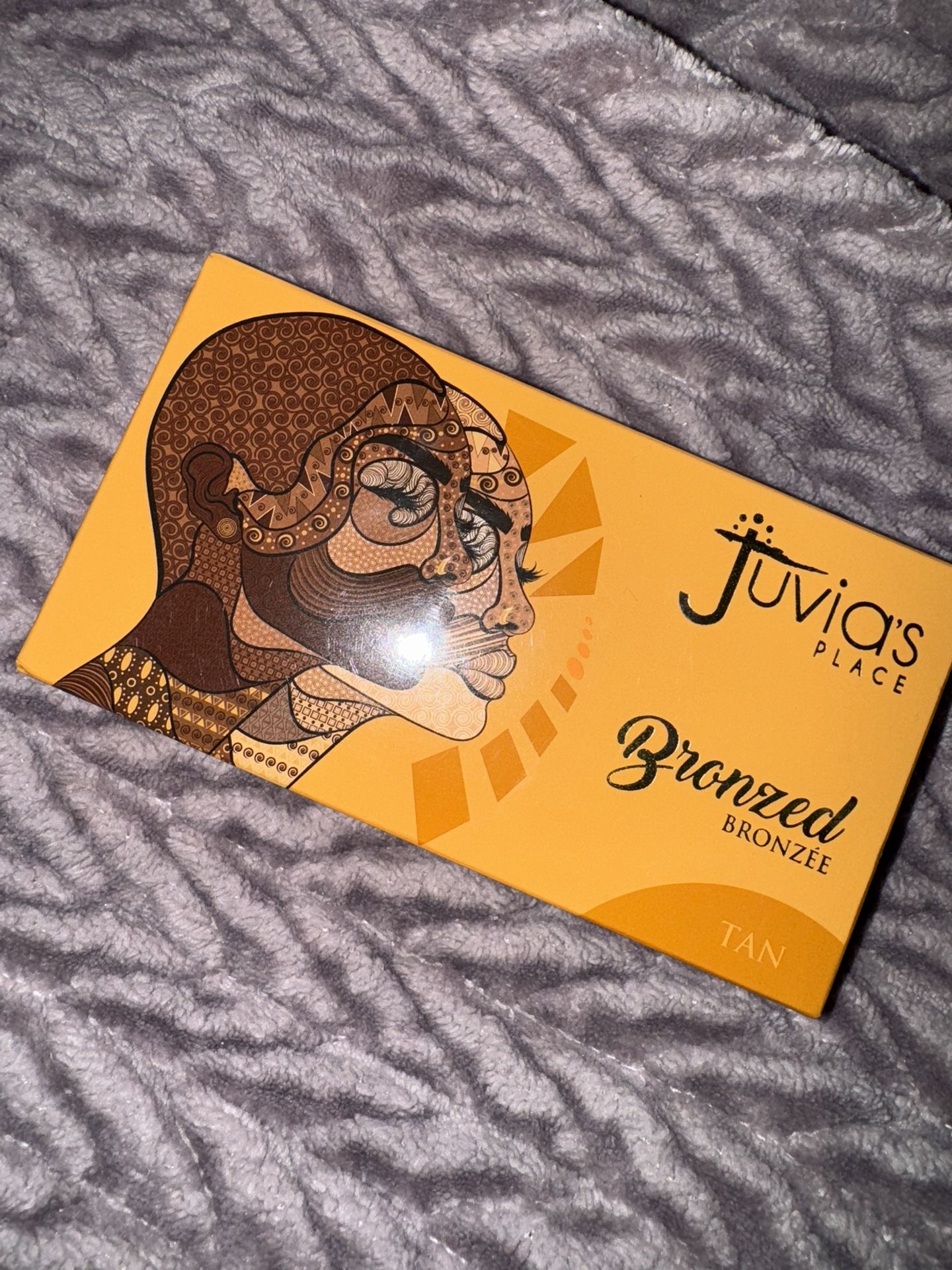 Julia’s Place Bronzer