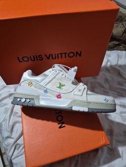 Size 9 Louis Vuitton MEN