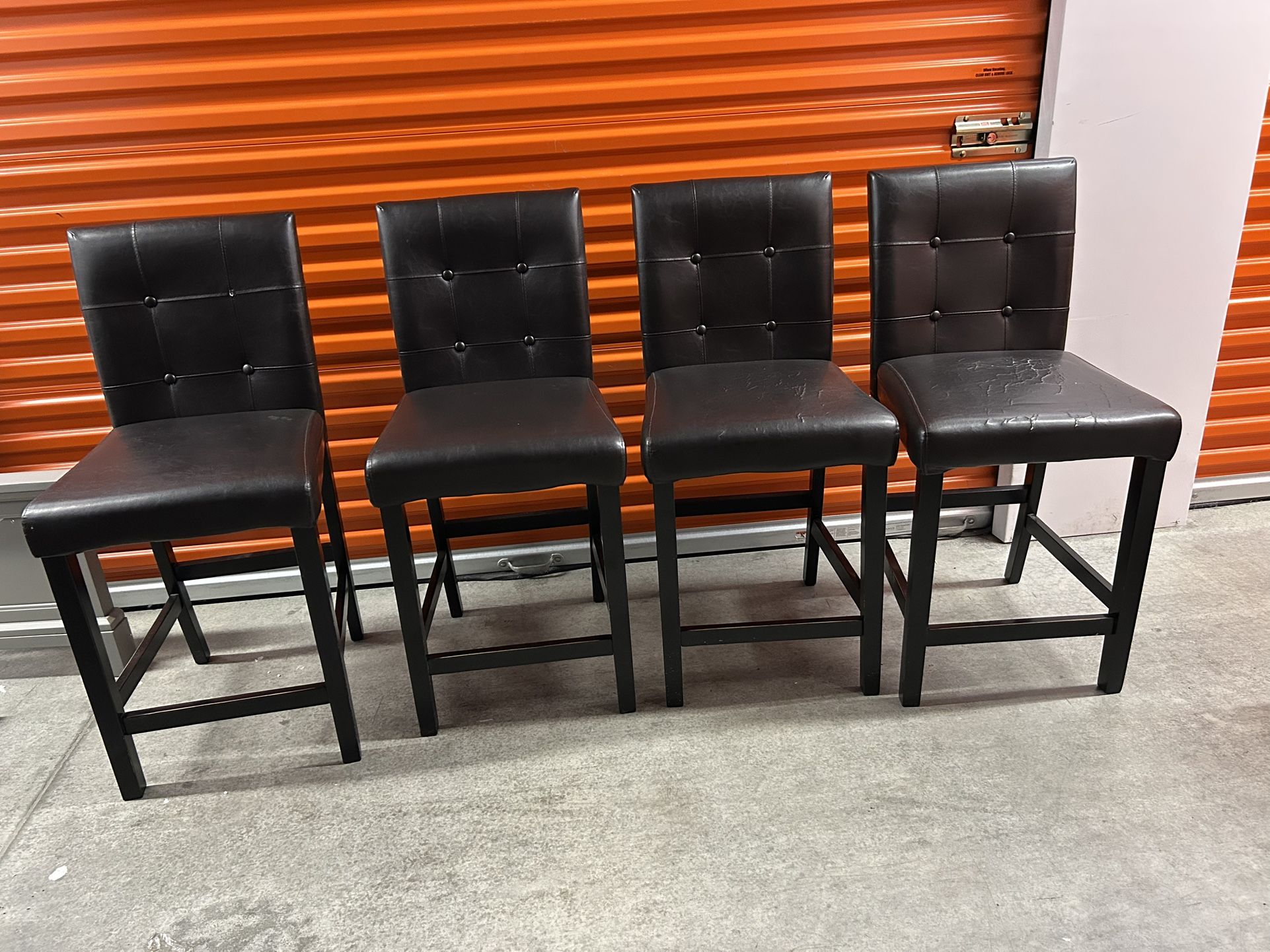 table and chairs
