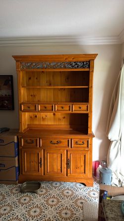 Cabinet And Hutch