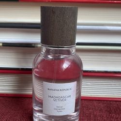 Banana Republic Madagascar Vetiver Men Eau De Parfum Cologne / Perfume