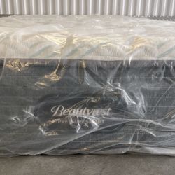BeautyRest PressureSmart 2.0 – Queen Size (Firm Feel)