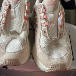 Women Adidas Shoes