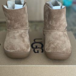 UGG Winter Boots (Girls)