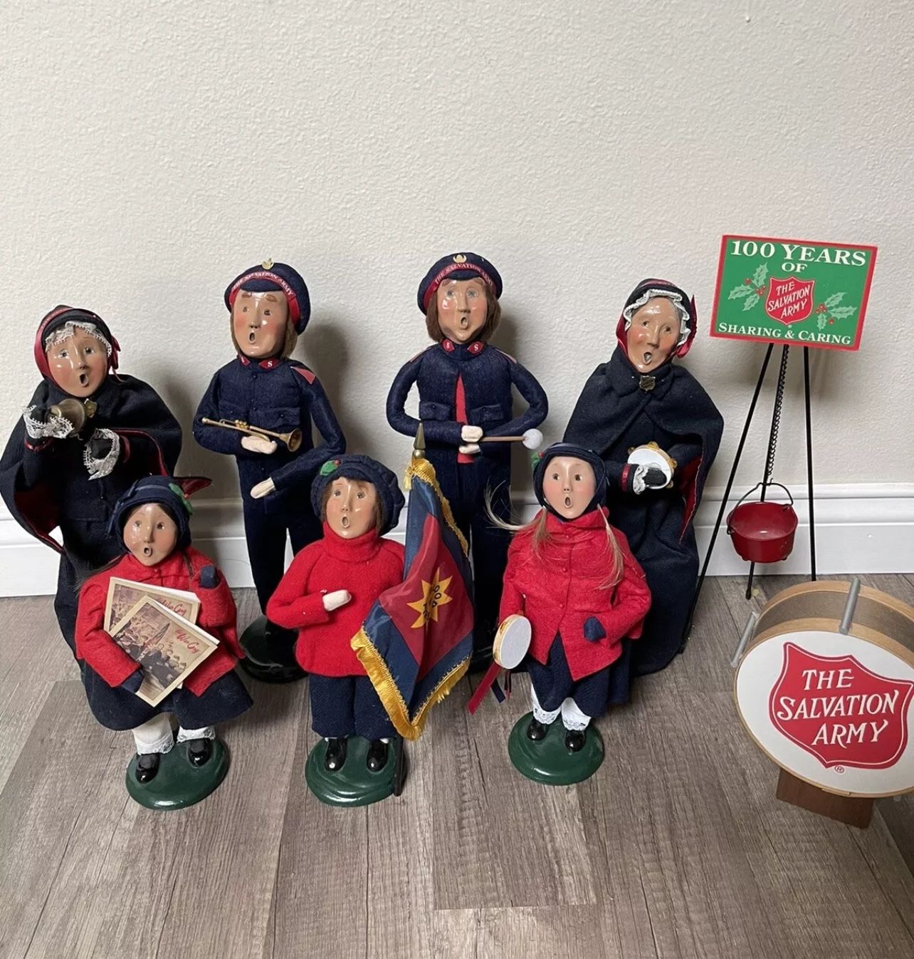 Byers Choice Christmas Carolers, Lot of 7 Salvation Army Drum