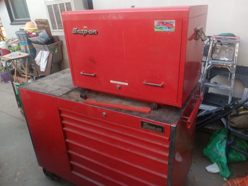Snap On Rolling Tool Box
