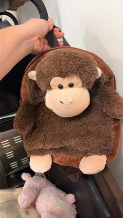 Monkey back pack