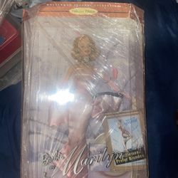 2 Marilyn Monroe Dolls 