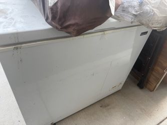Deep freezer