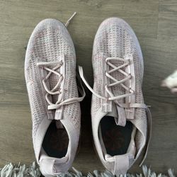 Women’s Nike Size 9 
