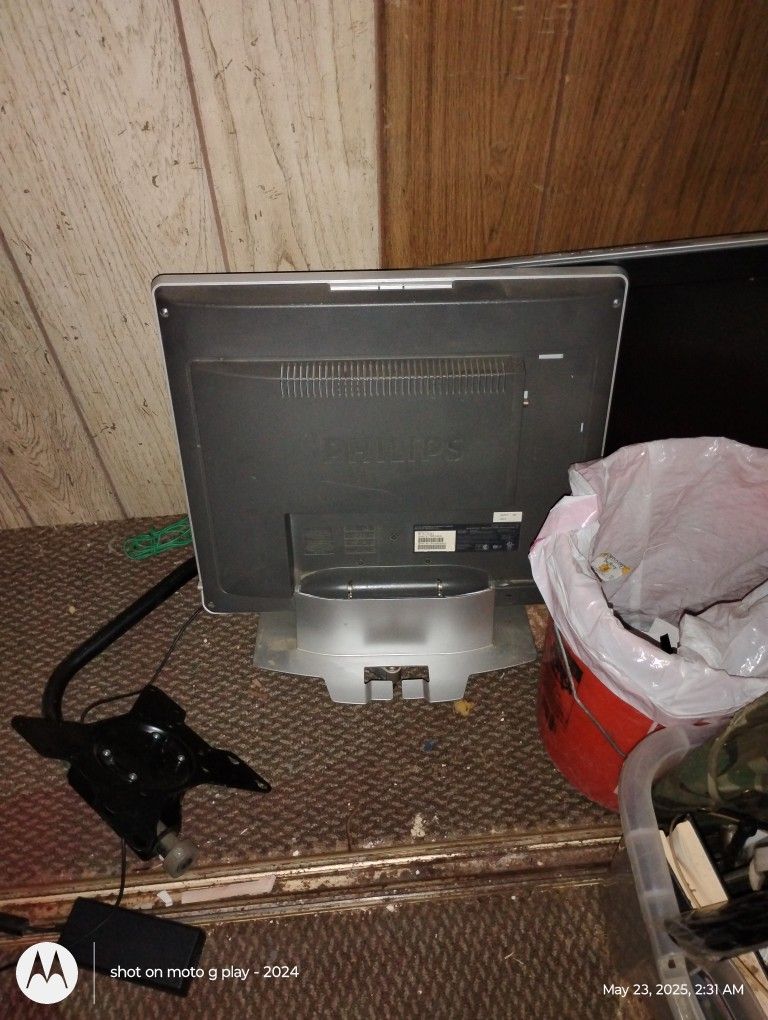 Home Security W/Dual TV/ Monitor Wall Mounted Included