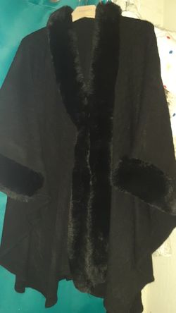 NEW- Womens Mid-length Fur Poncho - SIZE: L & XL Black