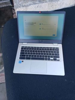 Gaming Laptop Asus Chromobook Core i7 1000GB 1TB 8GB ram All silver Edition 2024 type C Charger. All works 100% $300! Or Trade Z1 Extreme PS5 iPhone m