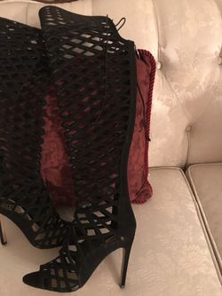 NEW VINCE CAMUTO BOOTS - Sz 7