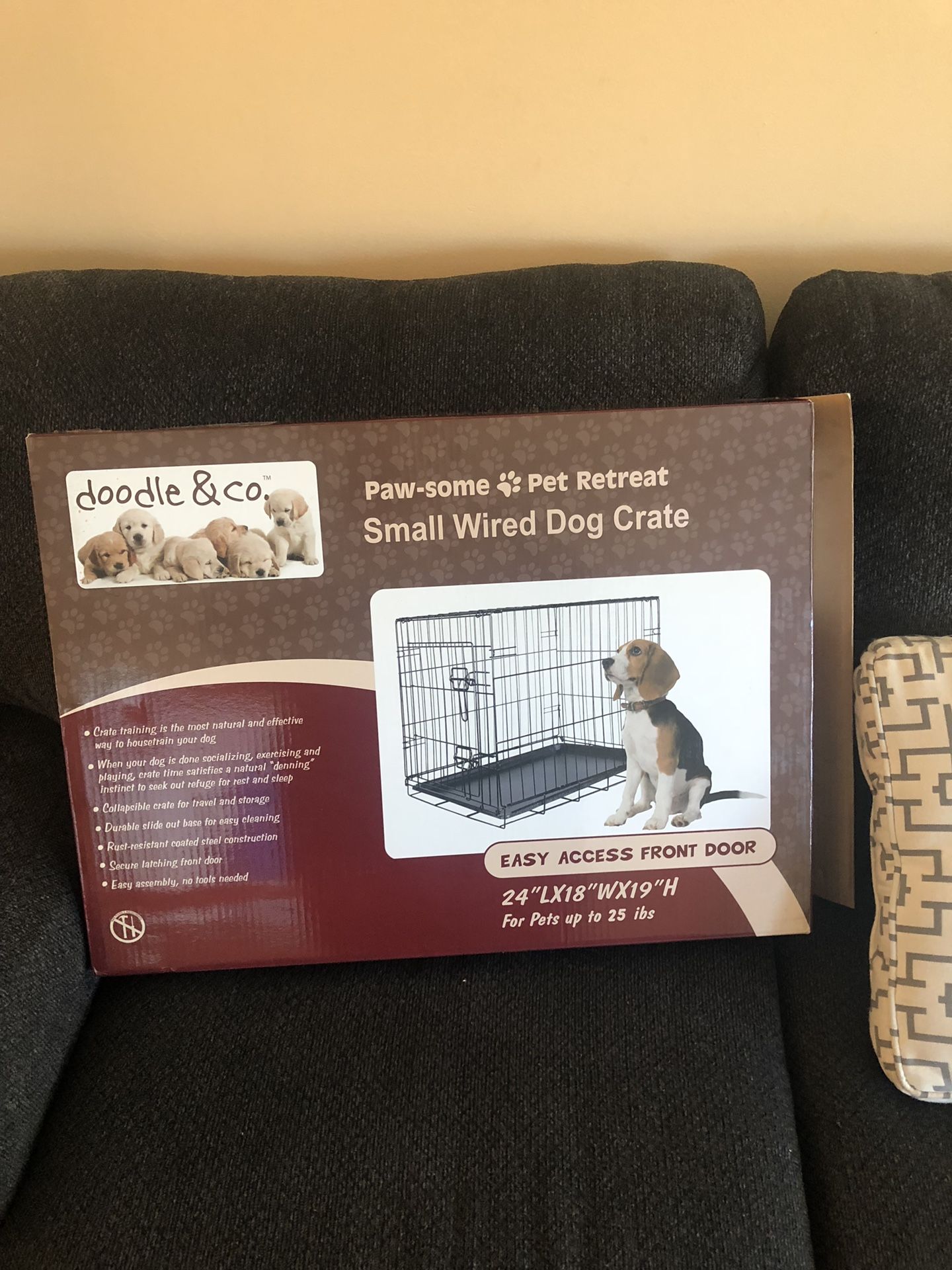 Small dog kennel