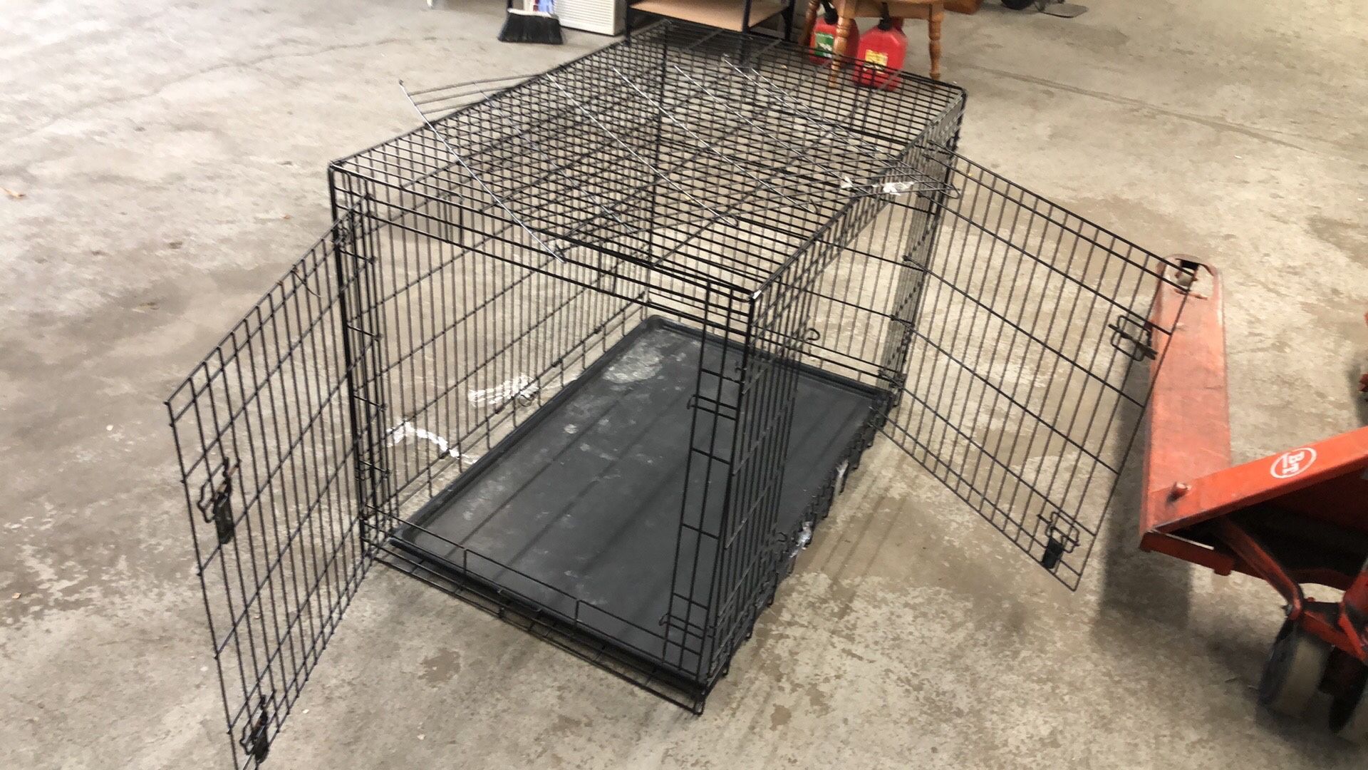 28x31x42”L Good condition Dog Gage