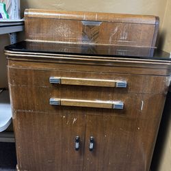 Cabinet Antique