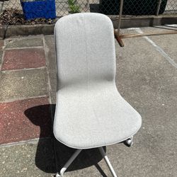 I Am Selling This Office Chair good Condition 