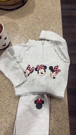 Minnie Mouse sweat pants set