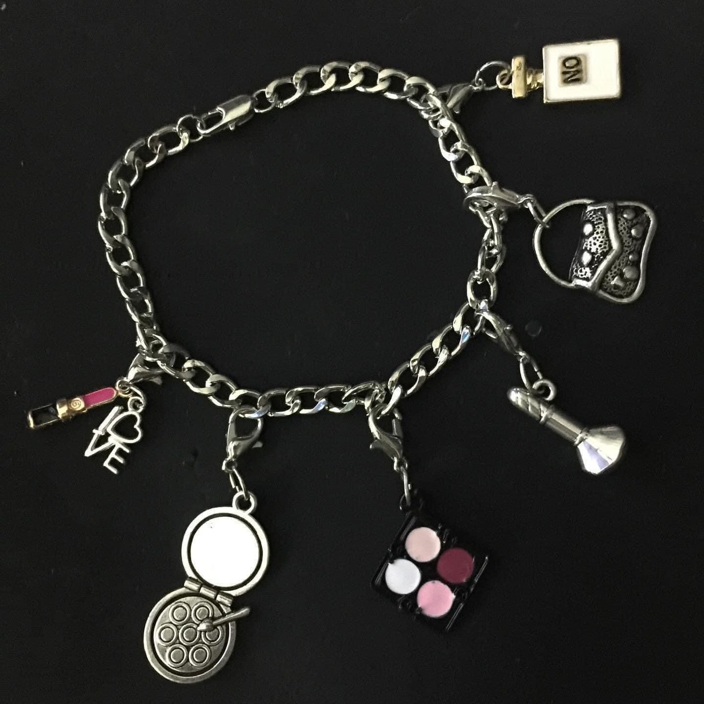 Love Makeup Charm Bracelet ππ