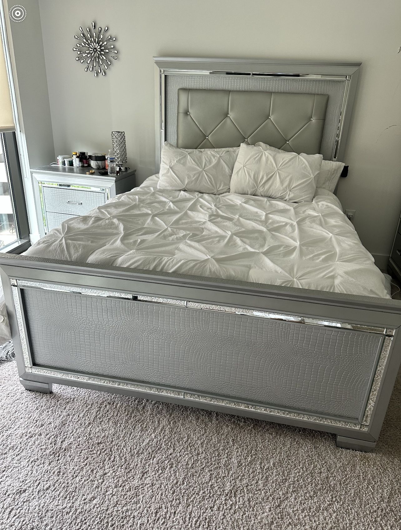 Queen Bedroom Set