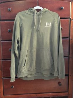 Under Armour Freedom hoodie with white flag graphic and 'FREEDOM' text, size XL