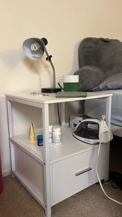 Bed side table with drawer