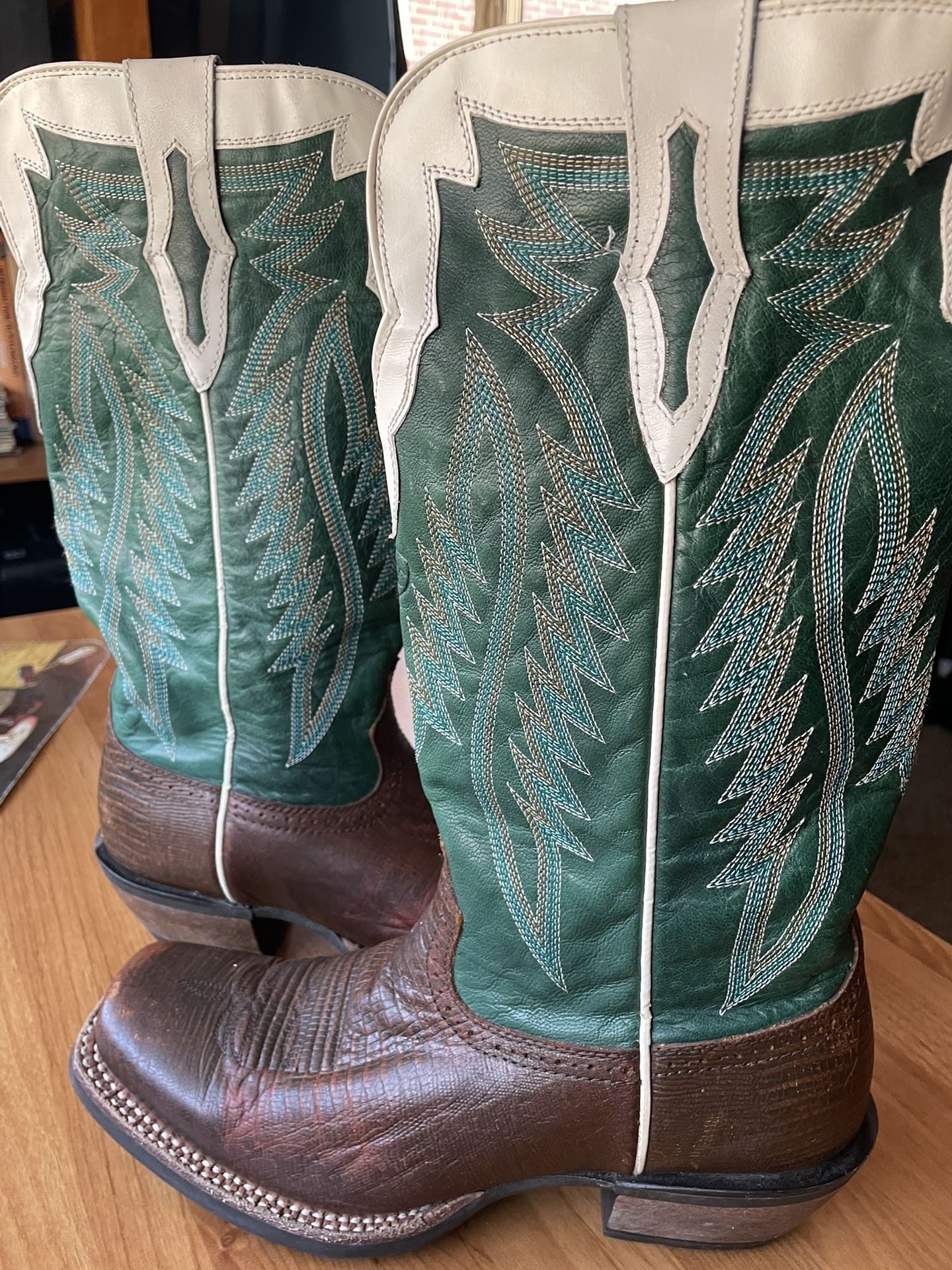 Woman’s Arial Western Boots