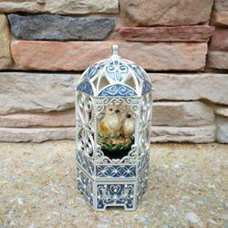 Vintage Sankyo (Turtle Doves) Ornate Birdcage Music Box 
