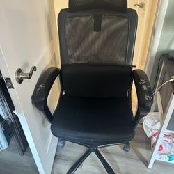 computer / desk chair ! 