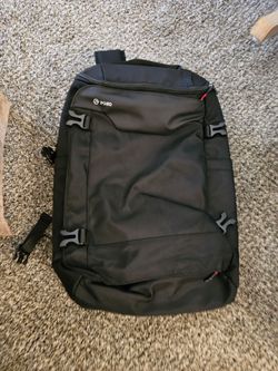 Poso travel laptop backpack black