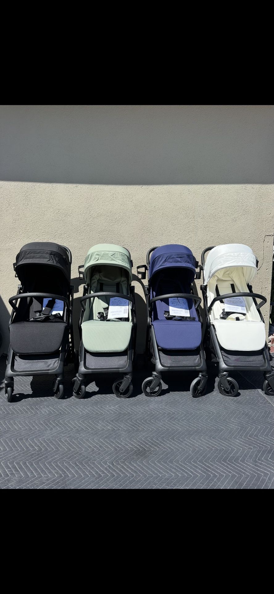 Stroller/ Icon Compact Travel Stroller/ Baby/ Kids/ Nursery/ Travel/ Airplane/ New