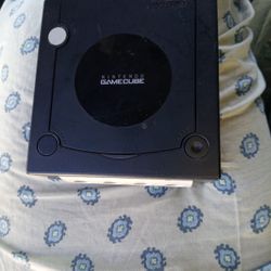 Nintendo GAME CUBE