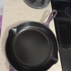 Le Creuset 10 in skillet