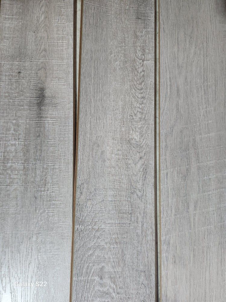 A&A Surfaces
Trinity Barrington 10 mm T x 7 in. W Waterproof Laminate Wood Flooring (18 sqft/case