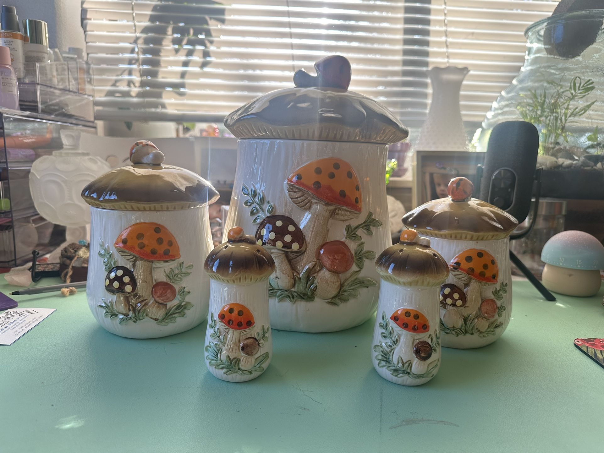 Vintage Merry Mushroom Set