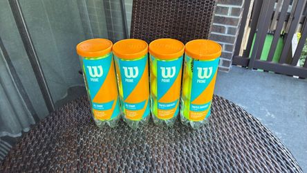 Tennis balls